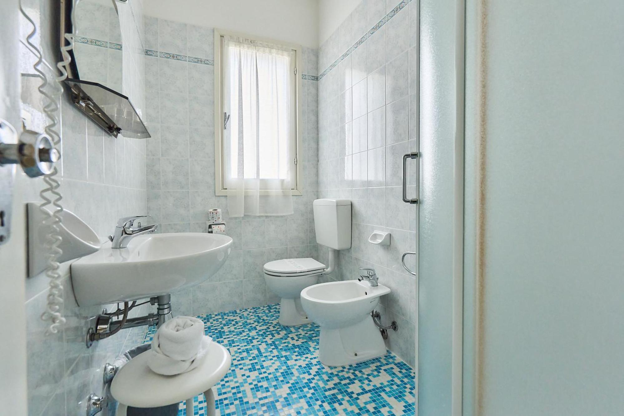 Hotel Bruna B&B Milano Marittima Bagian luar foto