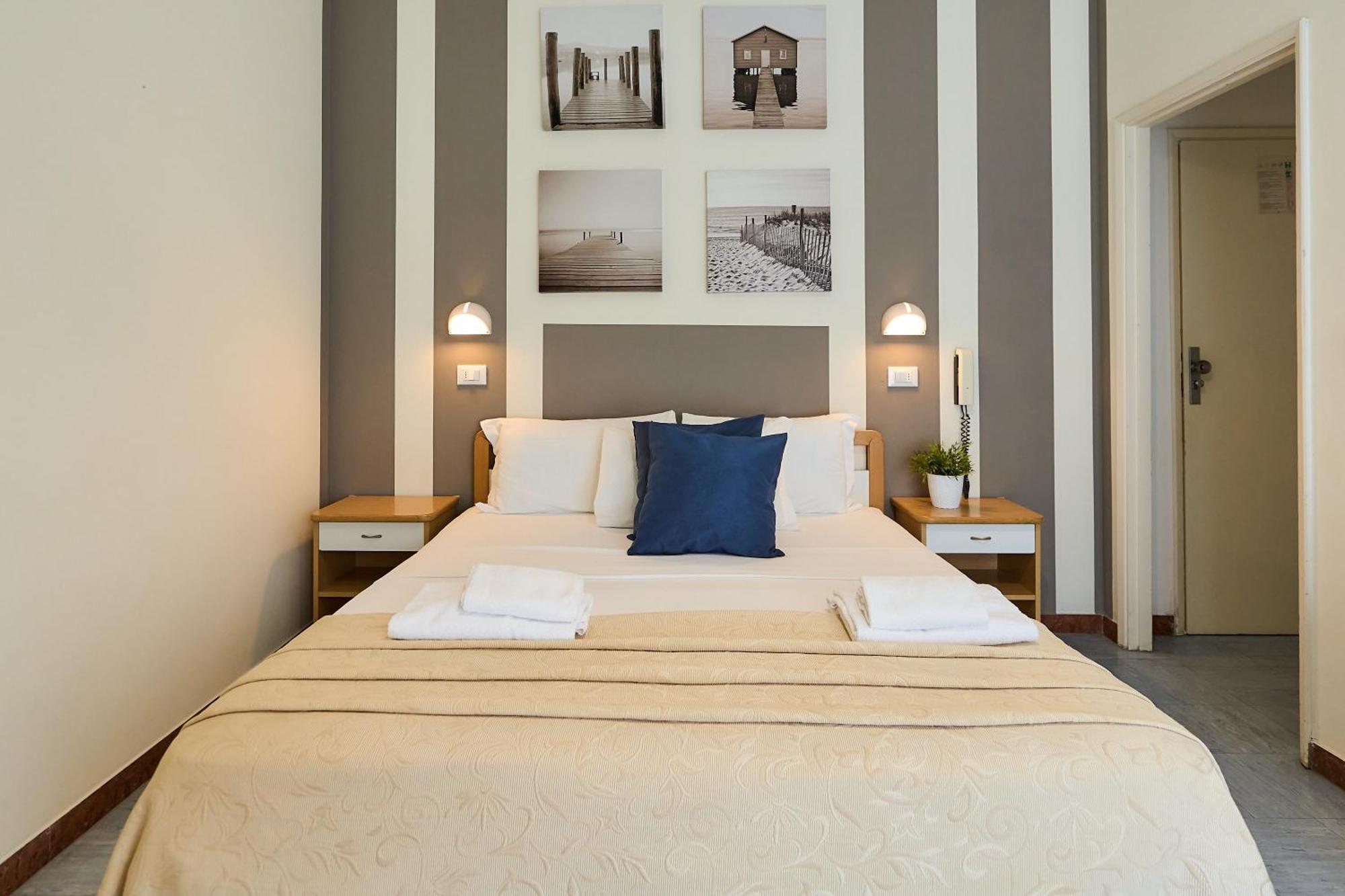 Hotel Bruna B&B Milano Marittima Bagian luar foto